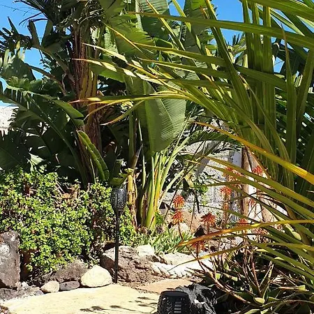 Renllon منزل ريفي *