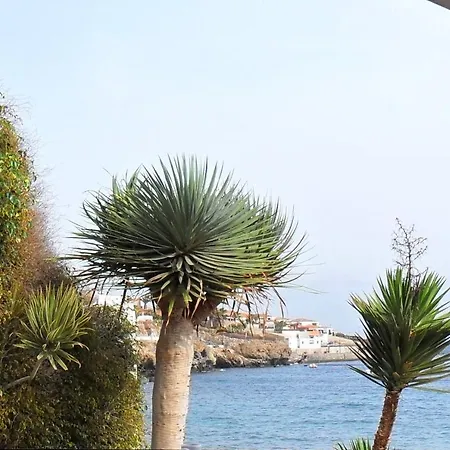 منزل ريفي Renllon *